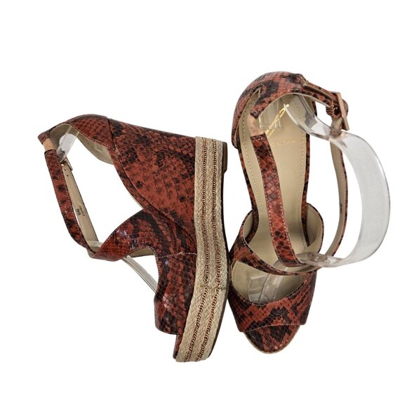 B Brian Atwood Leather Dekoda Snake-Print Platform Wedge Sandals Size 6 - Picture 3 of 10